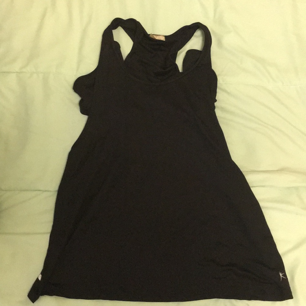 Athletic top with a built in bra. Danskin